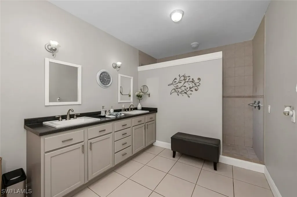 2735 20th Avenue SE Naples FL 34117