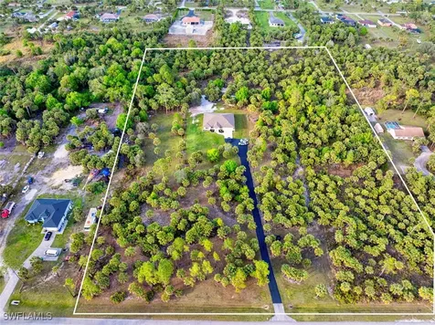 2735 20TH Avenue SE Naples FL 34117