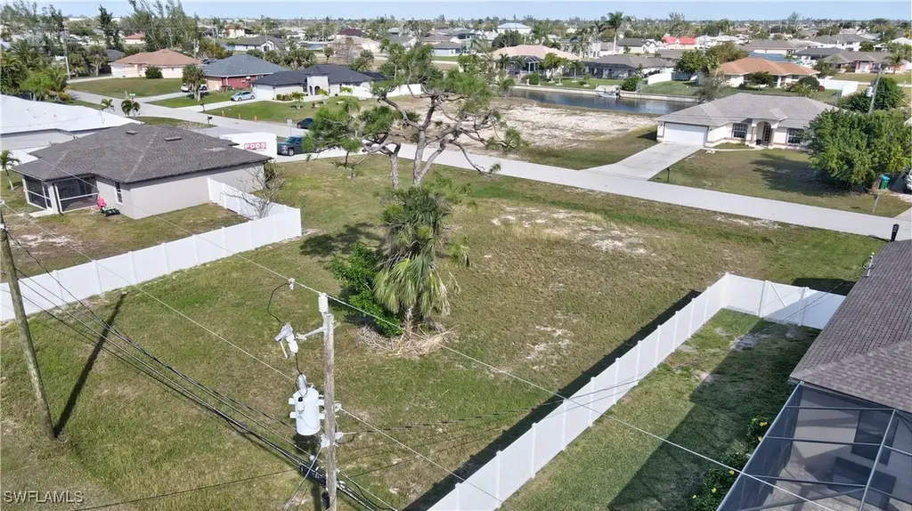 3226 SW 11th Court Cape Coral FL 33914