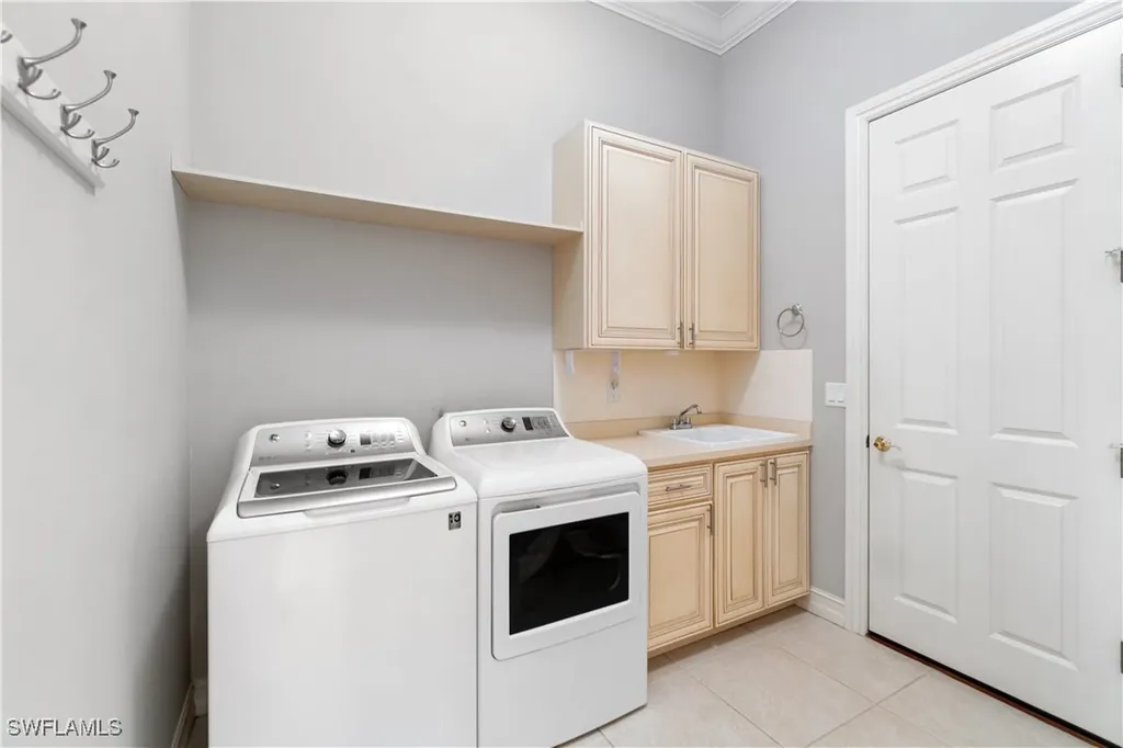 9915 El Greco Circle Bonita Springs FL 34135