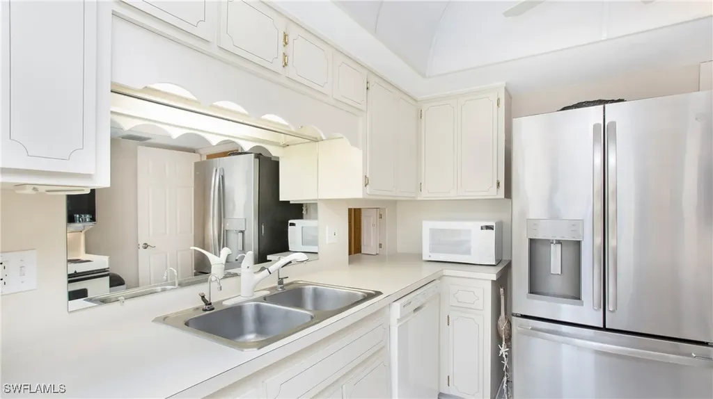 201 Palm River Boulevard Naples FL 34110