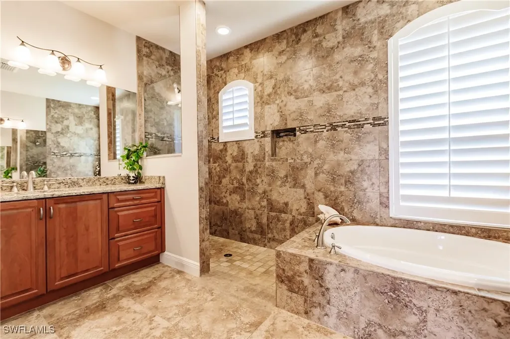133 SW 54th Terrace Cape Coral FL 33914