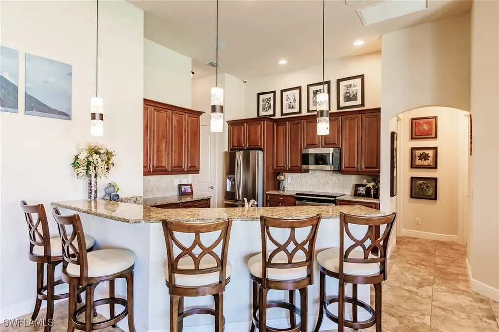 133 SW 54th Terrace Cape Coral FL 33914