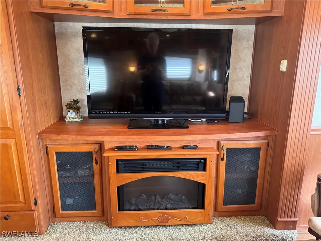 69 Kumquat Lane Naples FL 34114