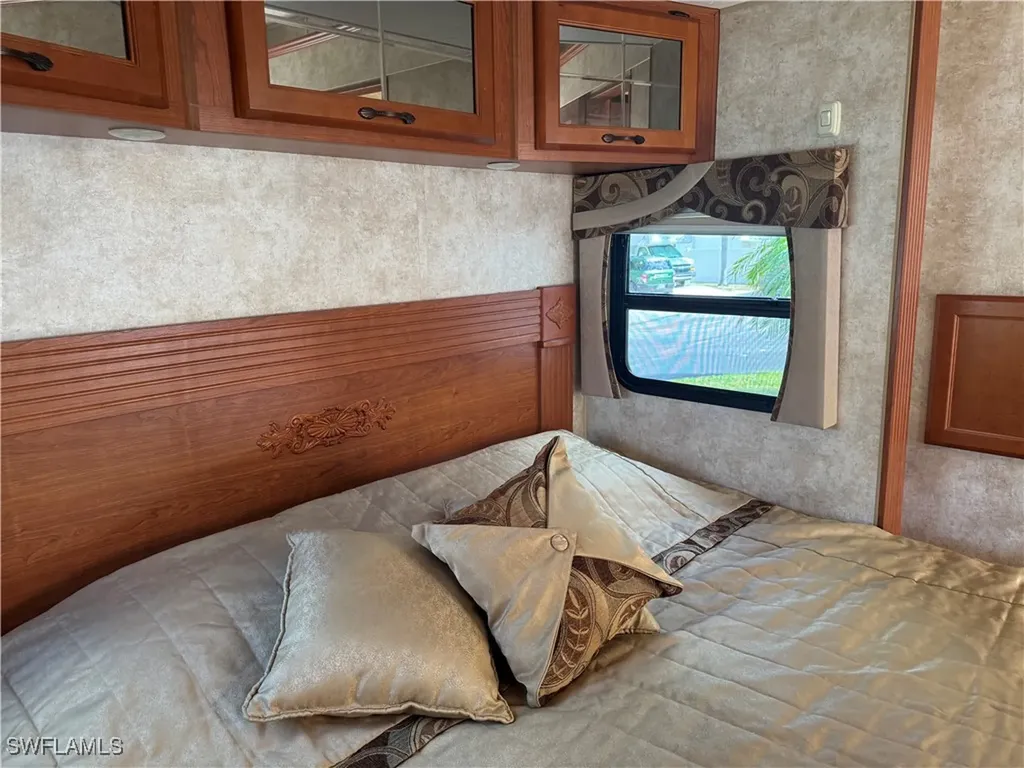 69 Kumquat Lane Naples FL 34114