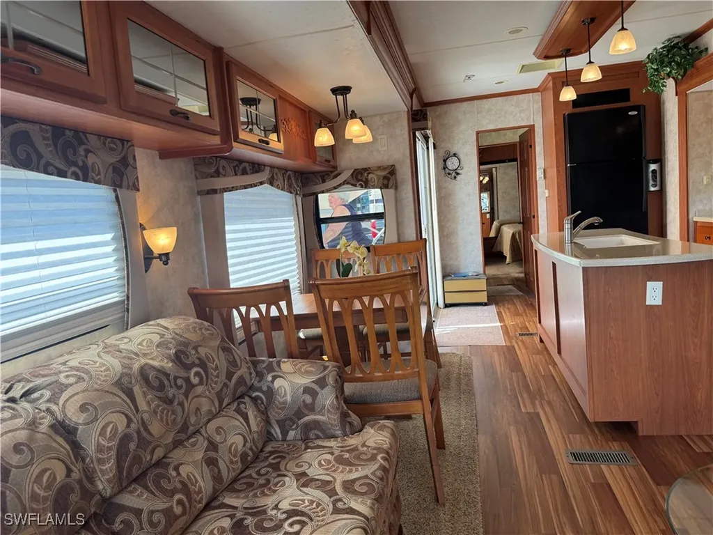 69 Kumquat Lane Naples FL 34114