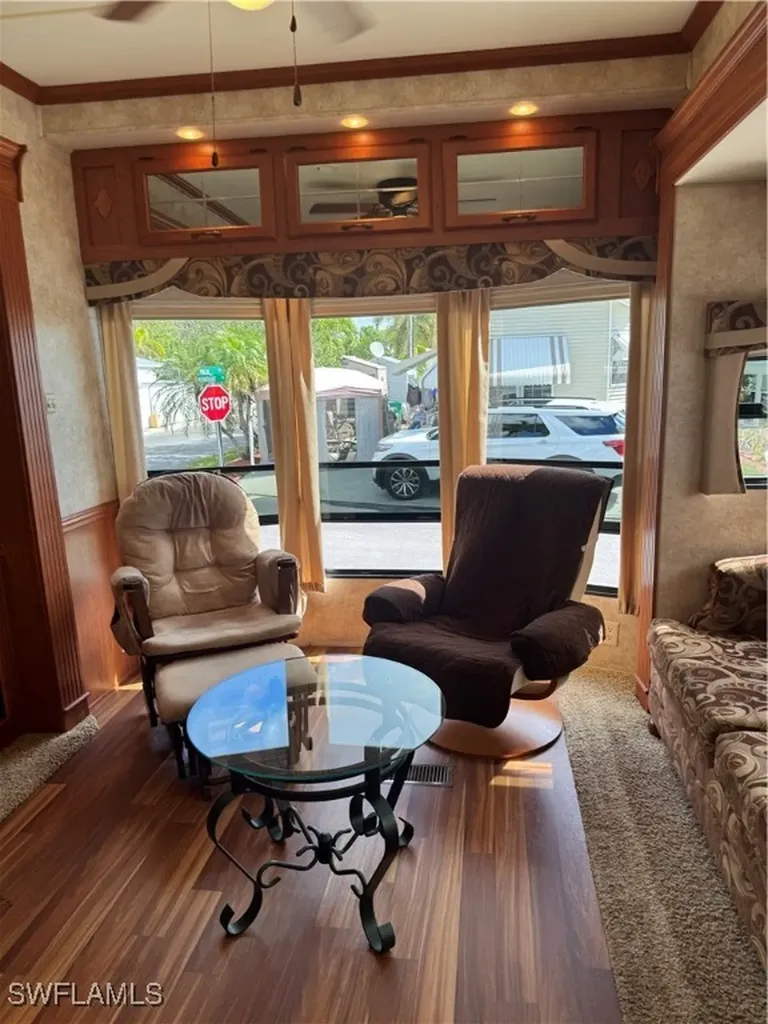 69 Kumquat Lane Naples FL 34114