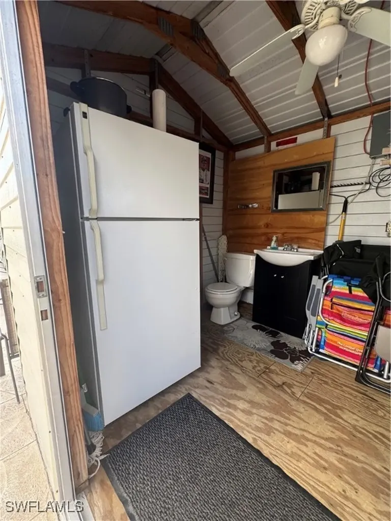 69 Kumquat Lane Naples FL 34114