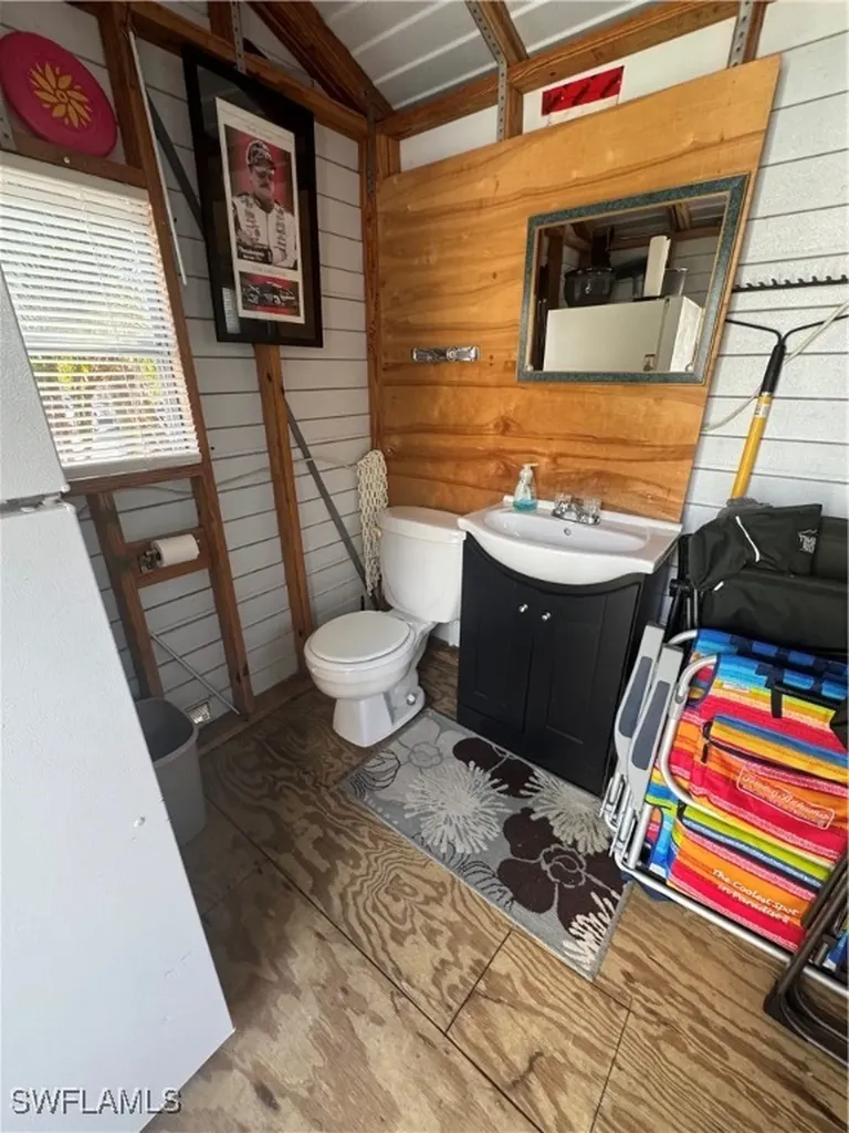 69 Kumquat Lane Naples FL 34114