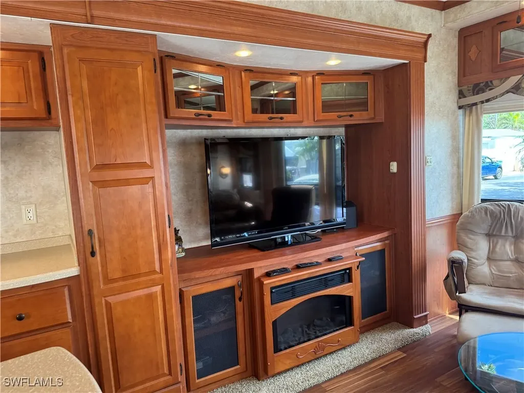 69 Kumquat Lane Naples FL 34114