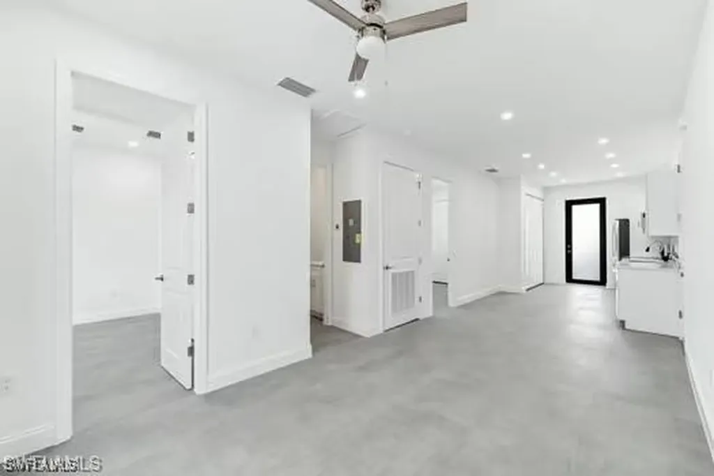 11651 Mckenna Avenue Bonita Springs FL 34135