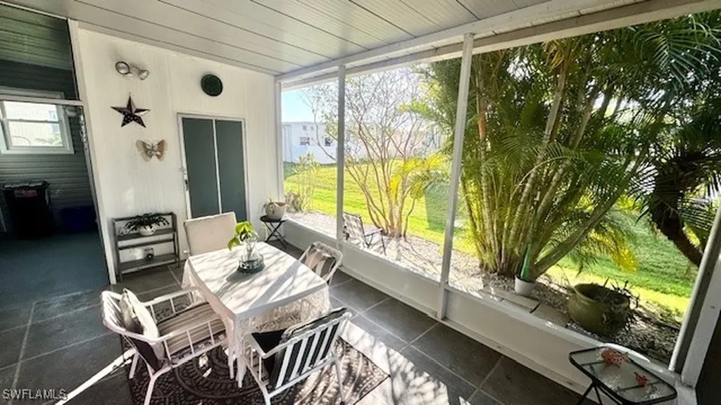 14596 Paul Revere Loop North Fort Myers FL 33917