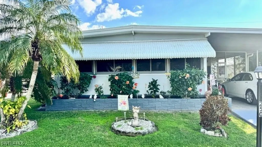 14596 Paul Revere Loop North Fort Myers FL 33917