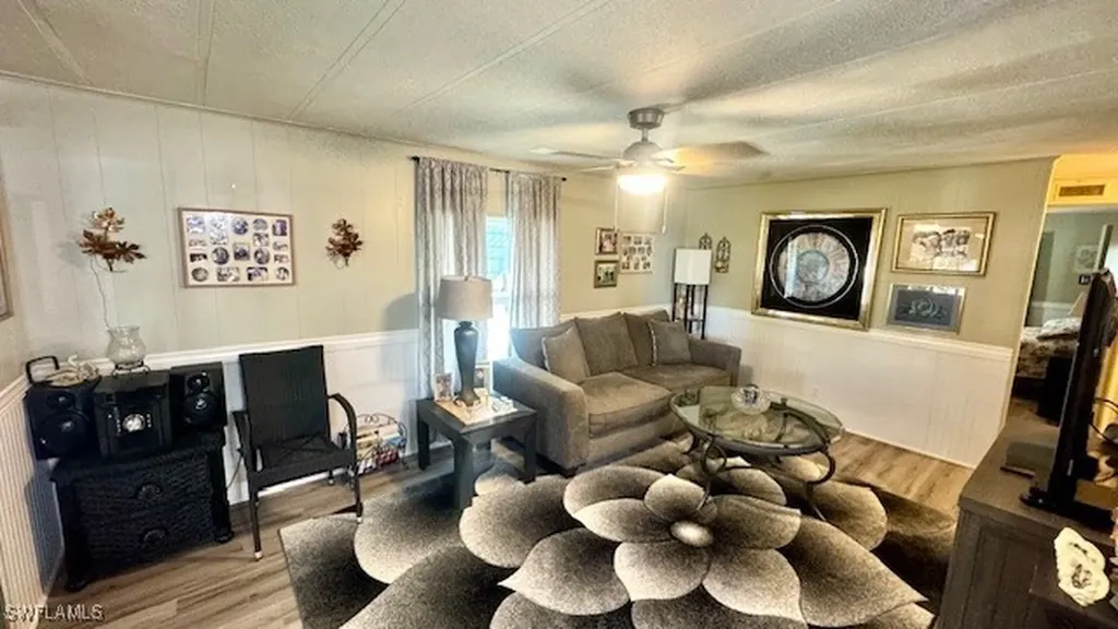 14596 Paul Revere Loop North Fort Myers FL 33917