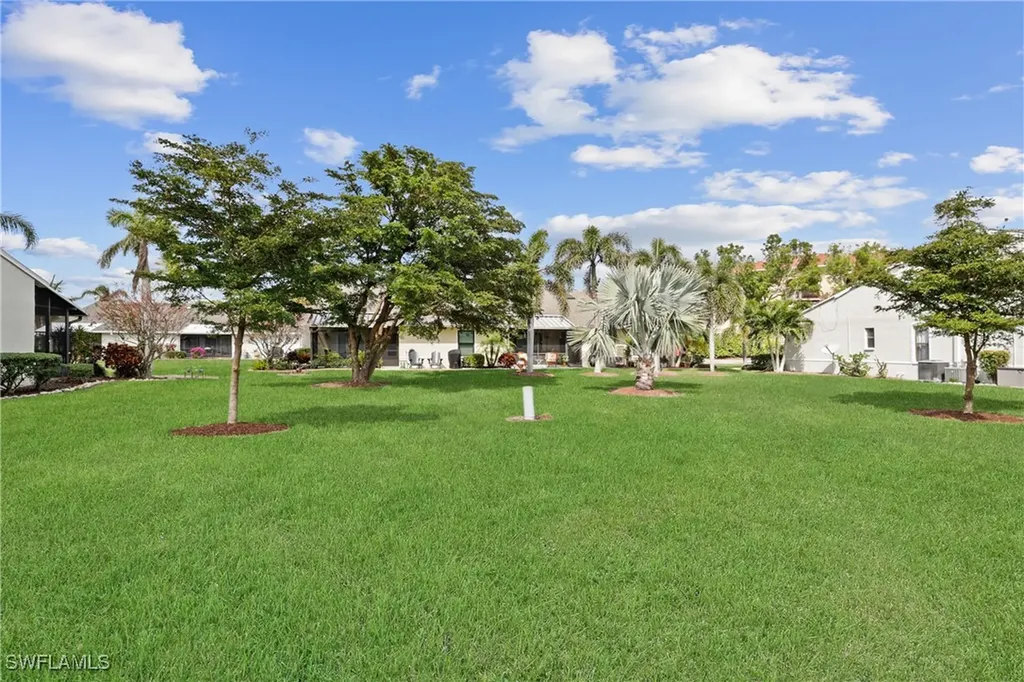 1425 SW 51st Lane Cape Coral FL 33914
