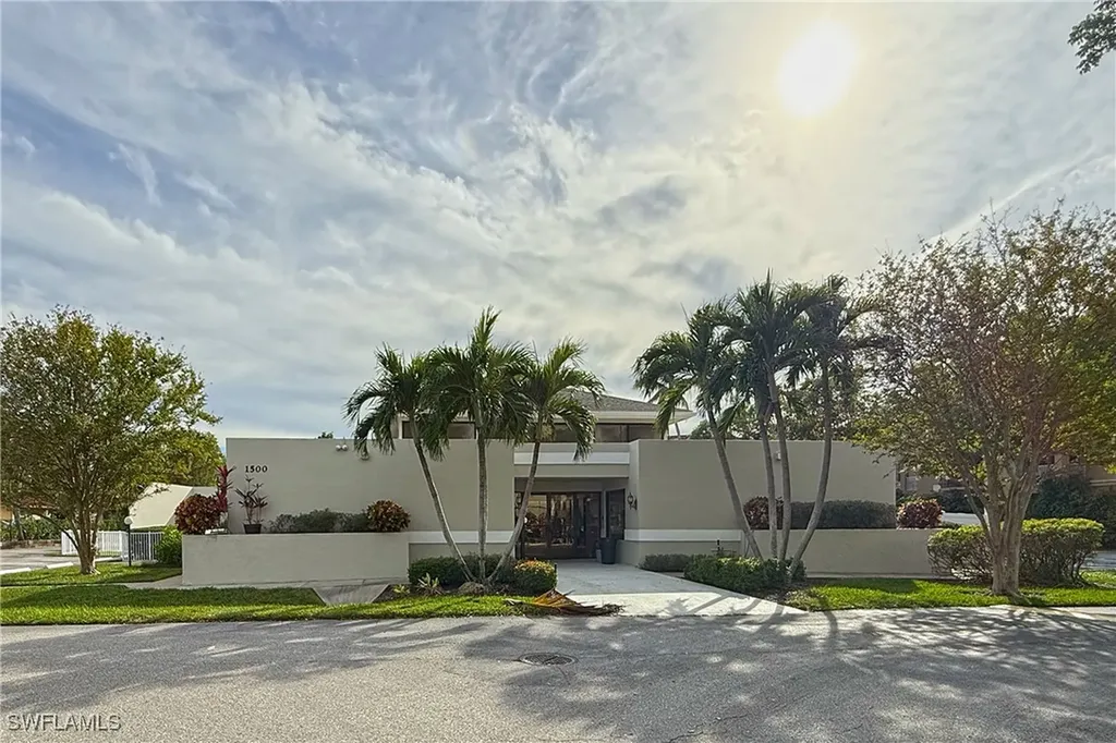 1425 SW 51st Lane Cape Coral FL 33914