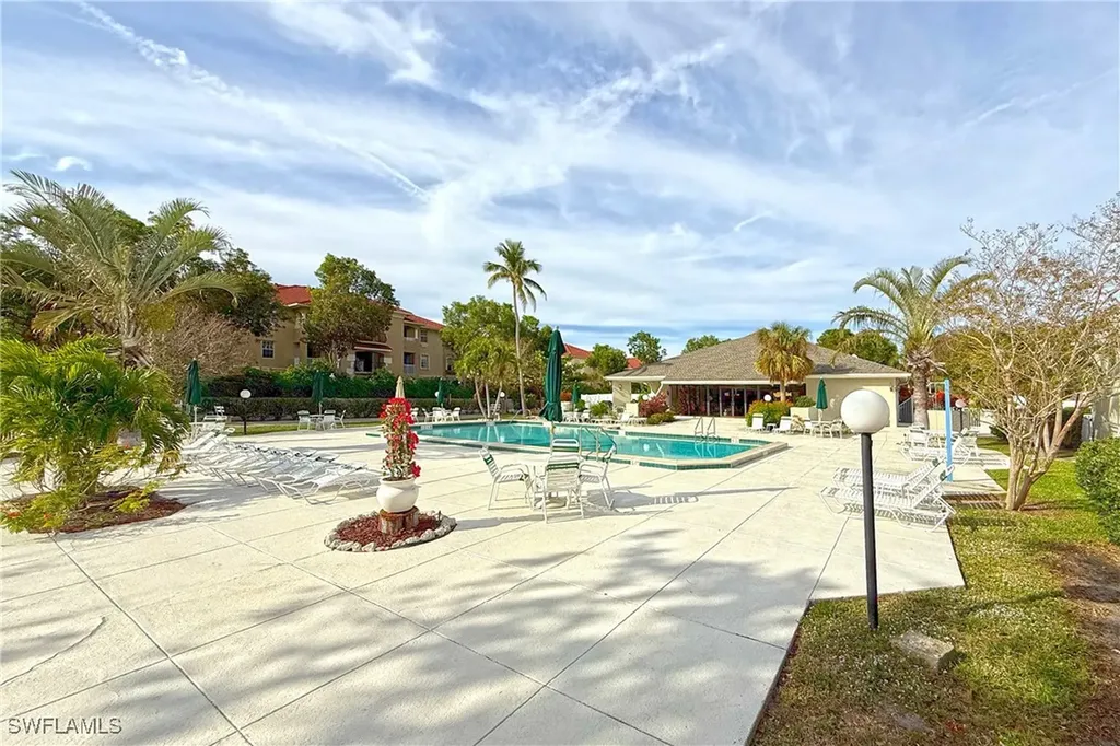 1425 SW 51st Lane Cape Coral FL 33914