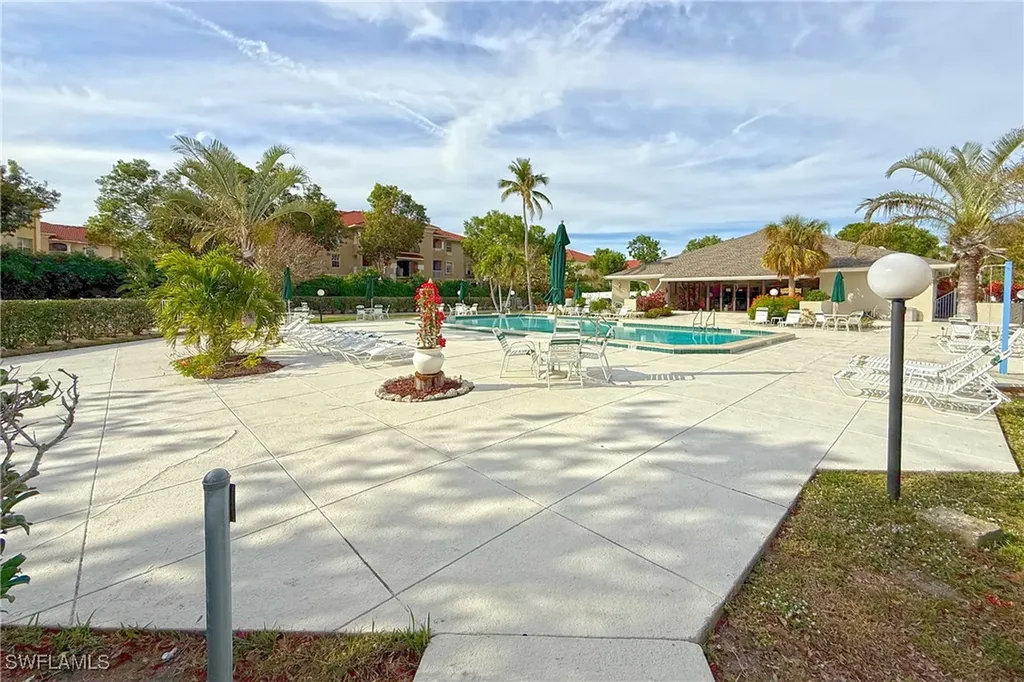 1425 SW 51st Lane Cape Coral FL 33914
