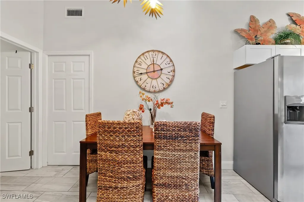 1425 SW 51st Lane Cape Coral FL 33914