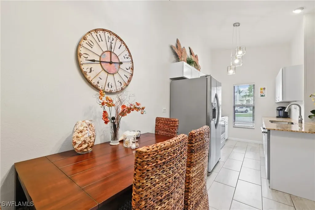 1425 SW 51st Lane Cape Coral FL 33914