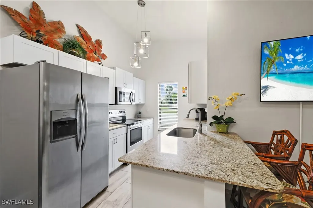 1425 SW 51st Lane Cape Coral FL 33914
