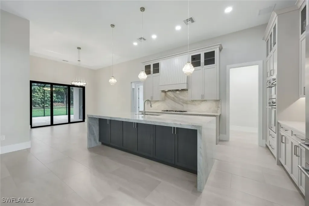 14322 Charthouse Circle Naples FL 34114