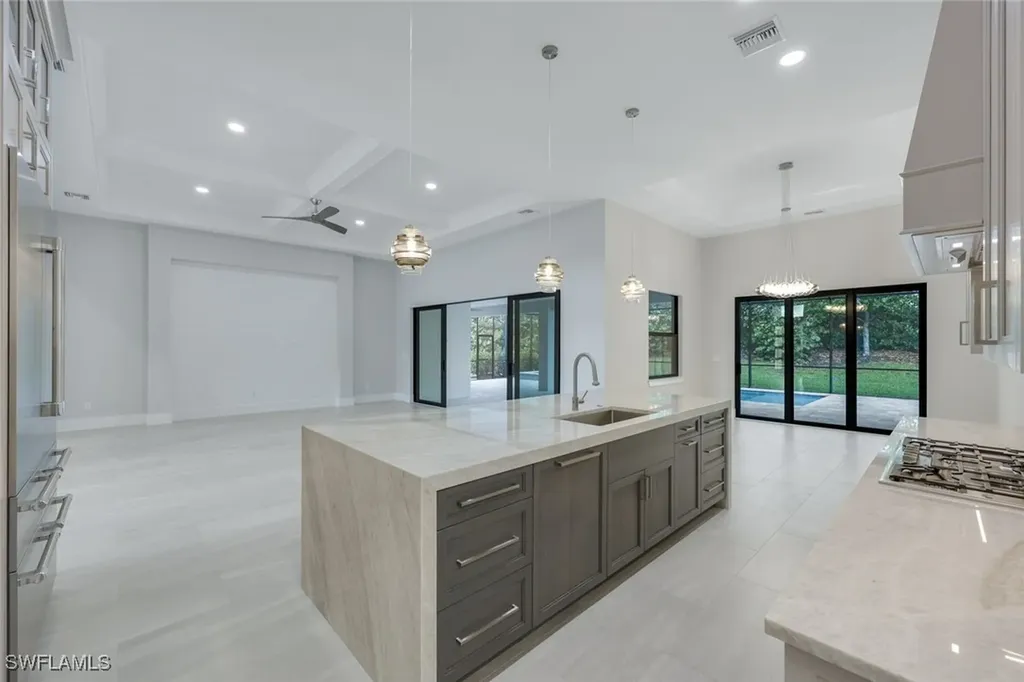 14322 Charthouse Circle Naples FL 34114