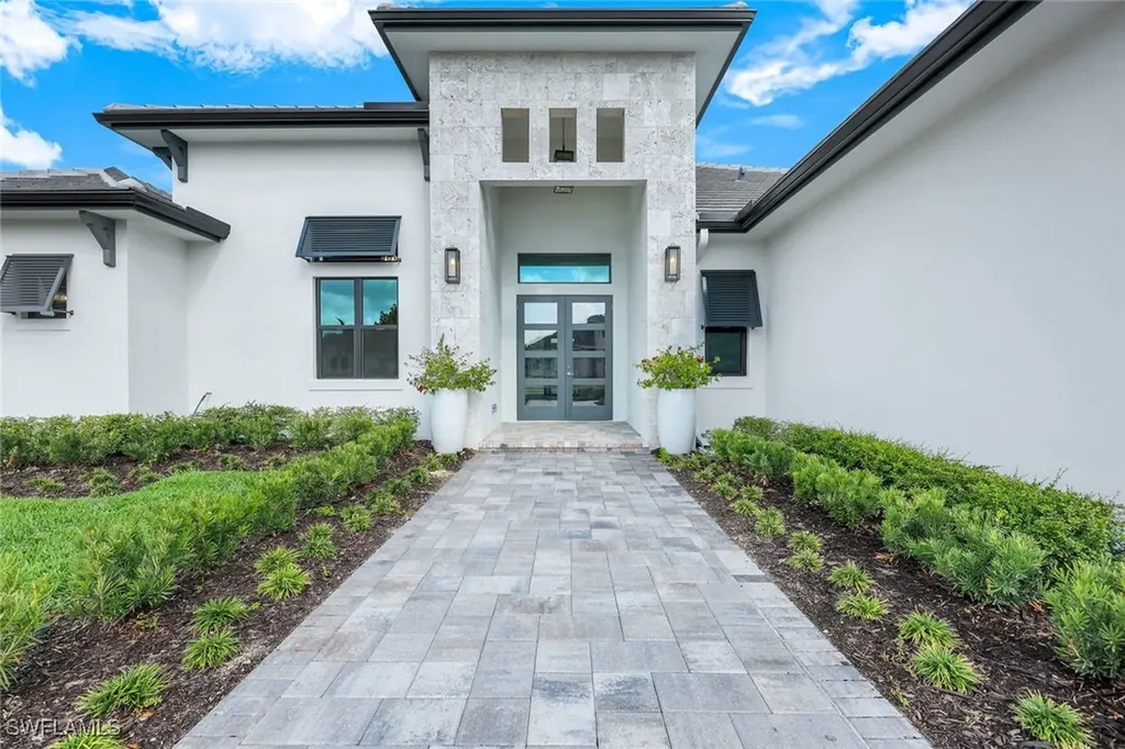 14322 Charthouse Circle Naples FL 34114