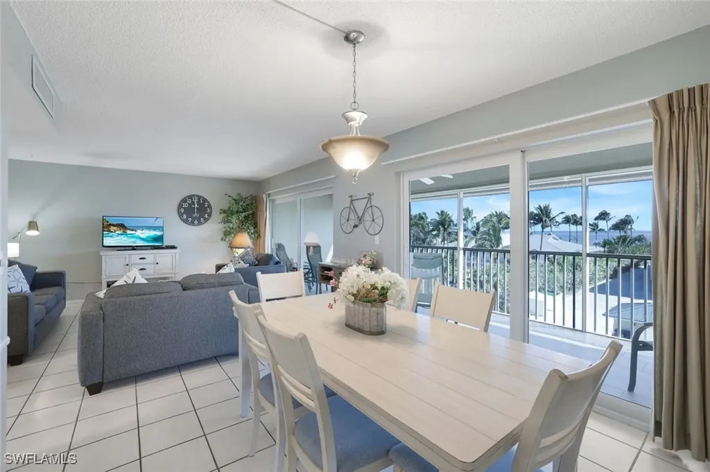1246 Fulgur Street Sanibel FL 33957