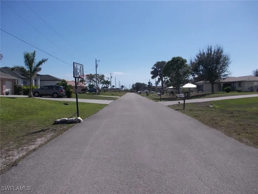 1417 NW 9th Place Cape Coral FL 33993