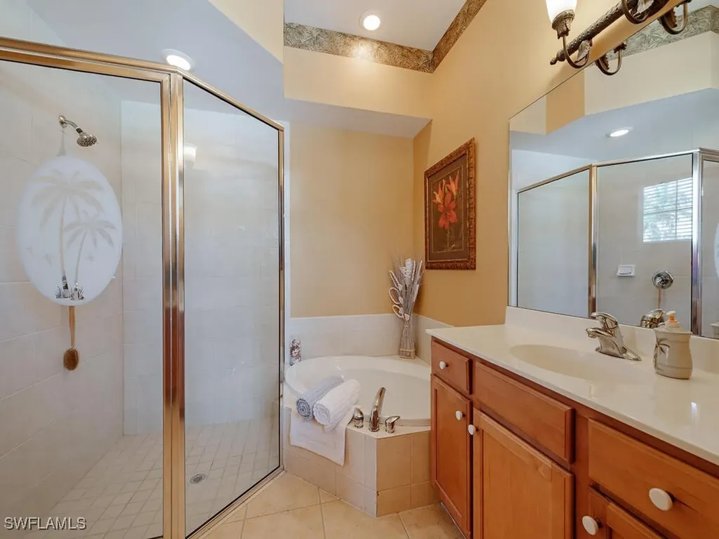 6520 Castlelawn Place Naples FL 34113