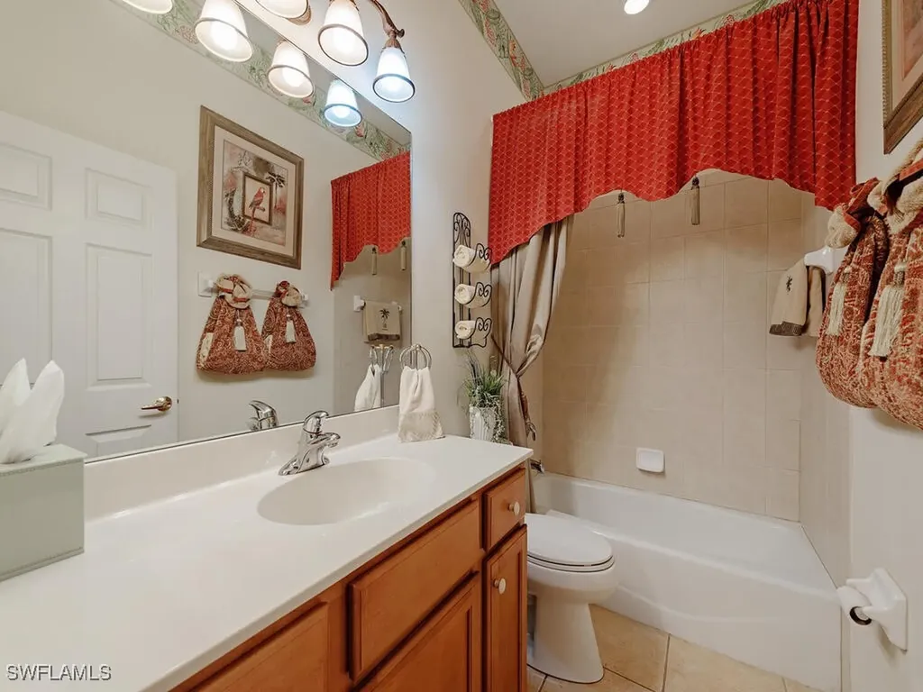 6520 Castlelawn Place Naples FL 34113