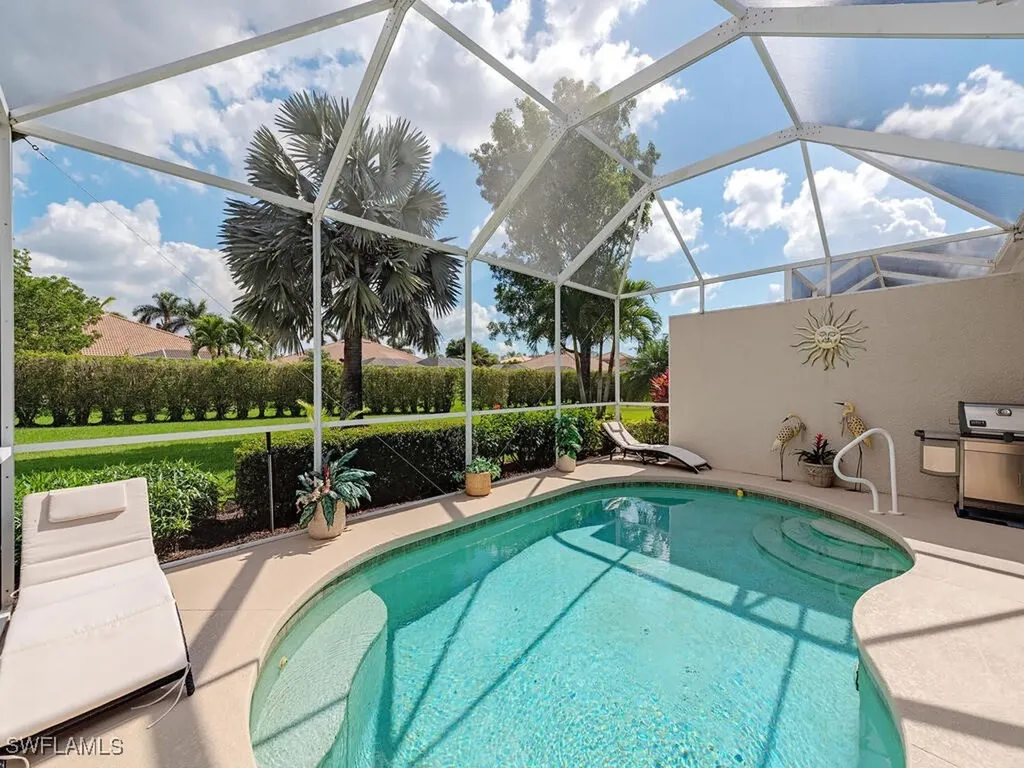 6520 Castlelawn Place Naples FL 34113