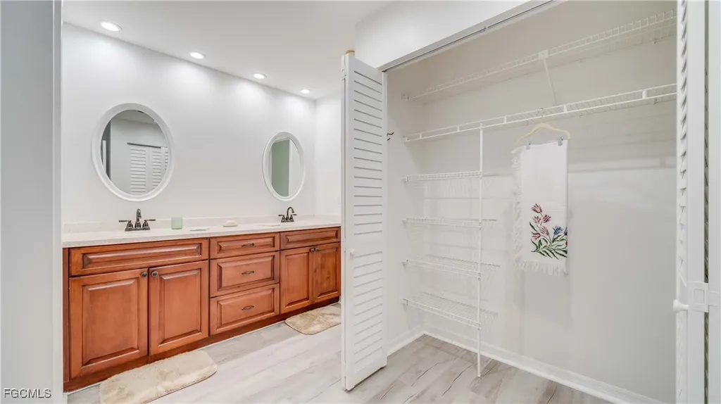 5510 SW 4th Place Cape Coral FL 33914