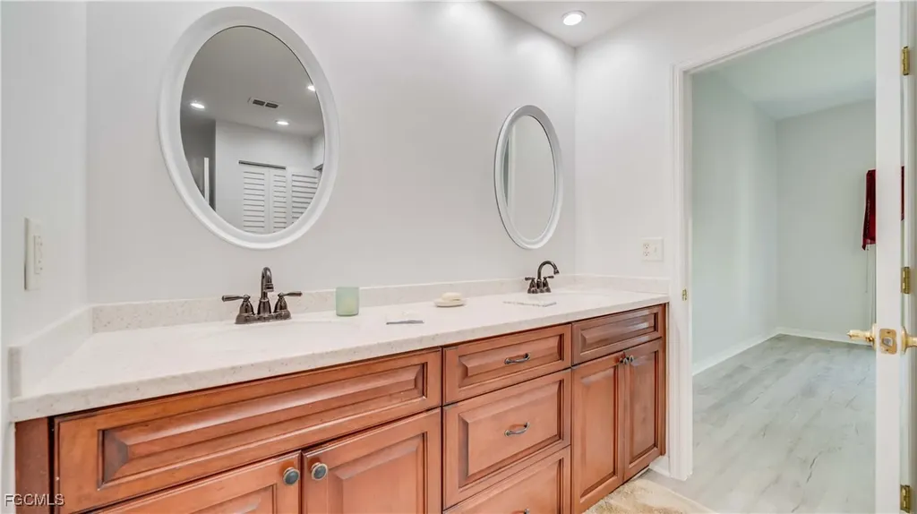 5510 SW 4th Place Cape Coral FL 33914