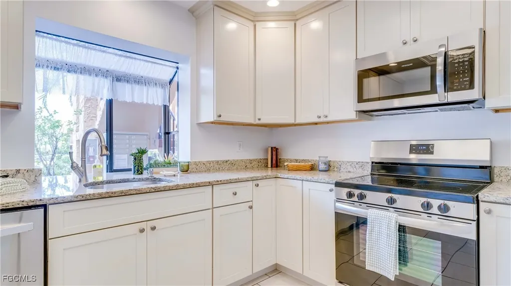 5510 SW 4th Place Cape Coral FL 33914