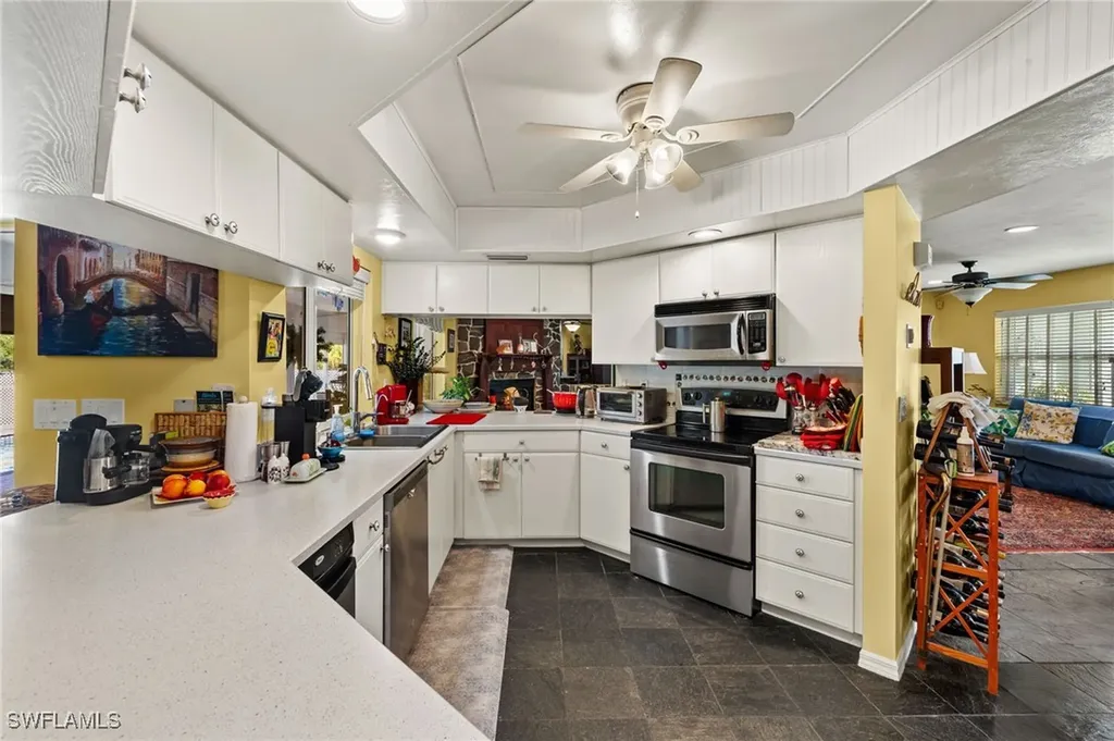 6029 Higgins Avenue Fort Myers FL 33905