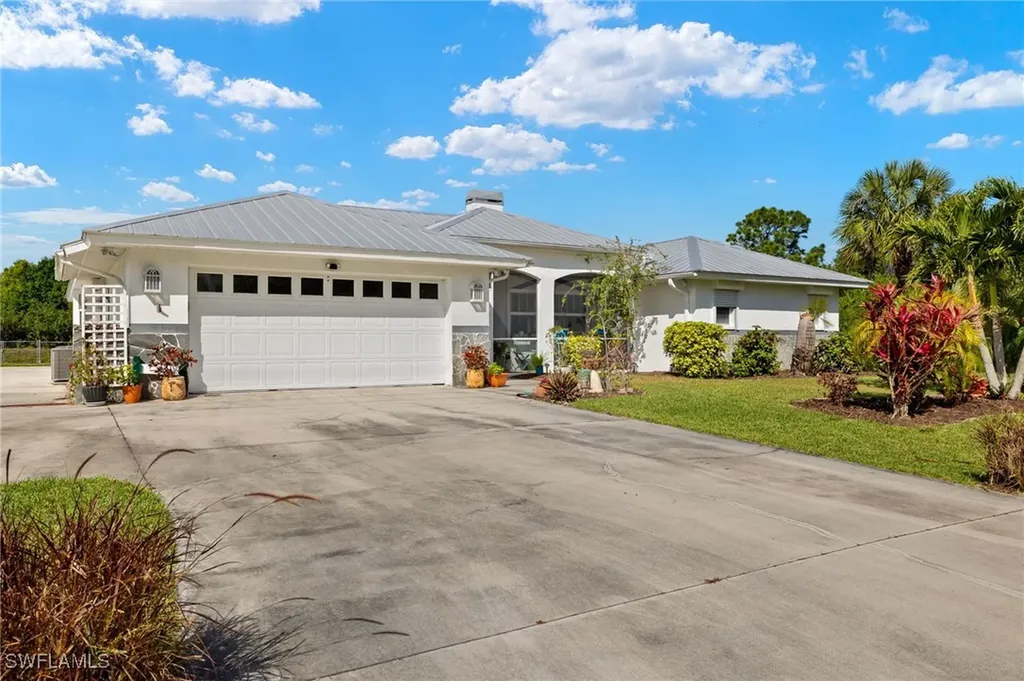 6029 Higgins Avenue Fort Myers FL 33905