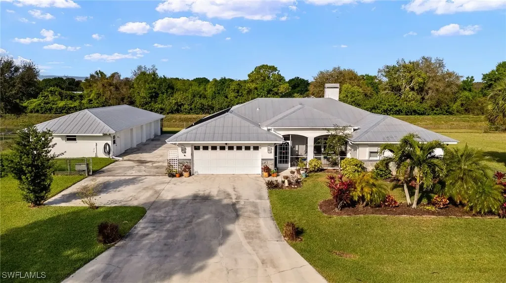 6029 Higgins Avenue Fort Myers FL 33905