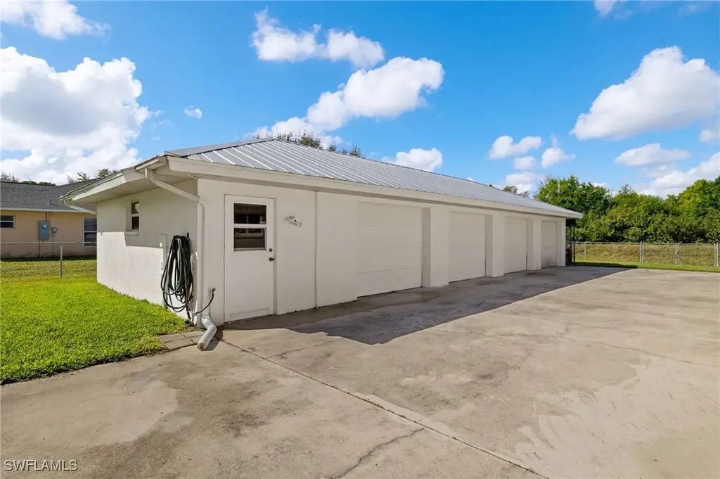 6029 Higgins Avenue Fort Myers FL 33905