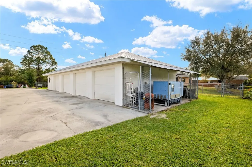 6029 Higgins Avenue Fort Myers FL 33905