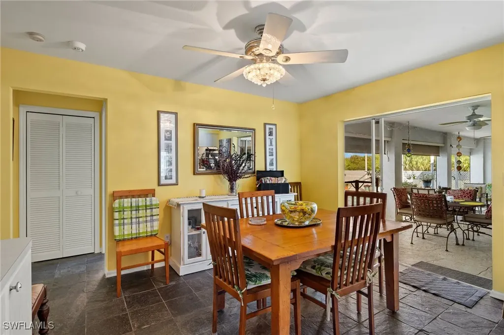 6029 Higgins Avenue Fort Myers FL 33905