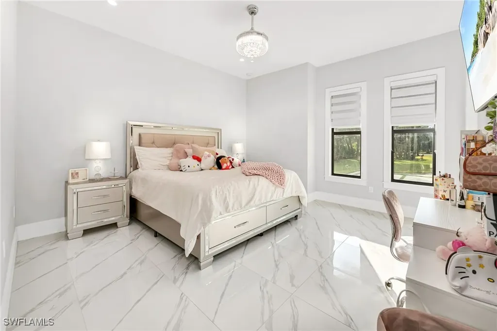 866 12th Street NE Naples FL 34120