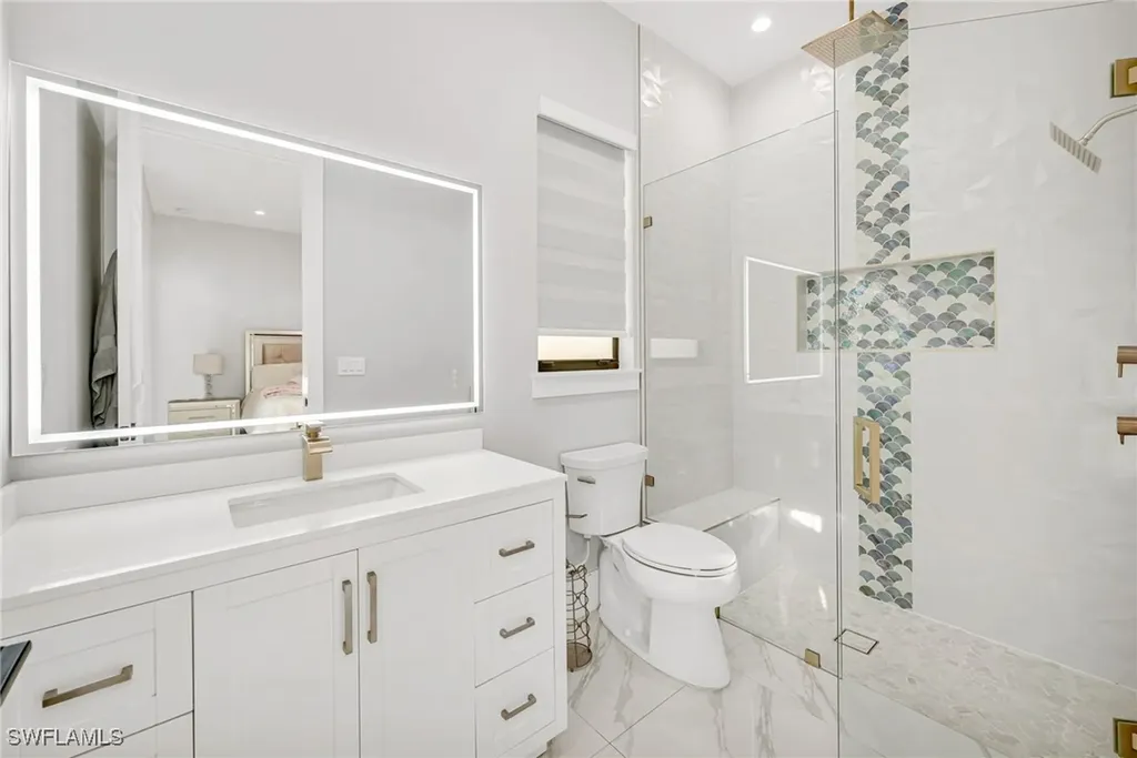 866 12th Street NE Naples FL 34120