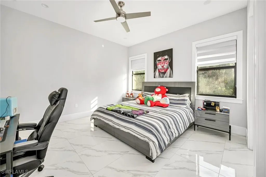 866 12th Street NE Naples FL 34120
