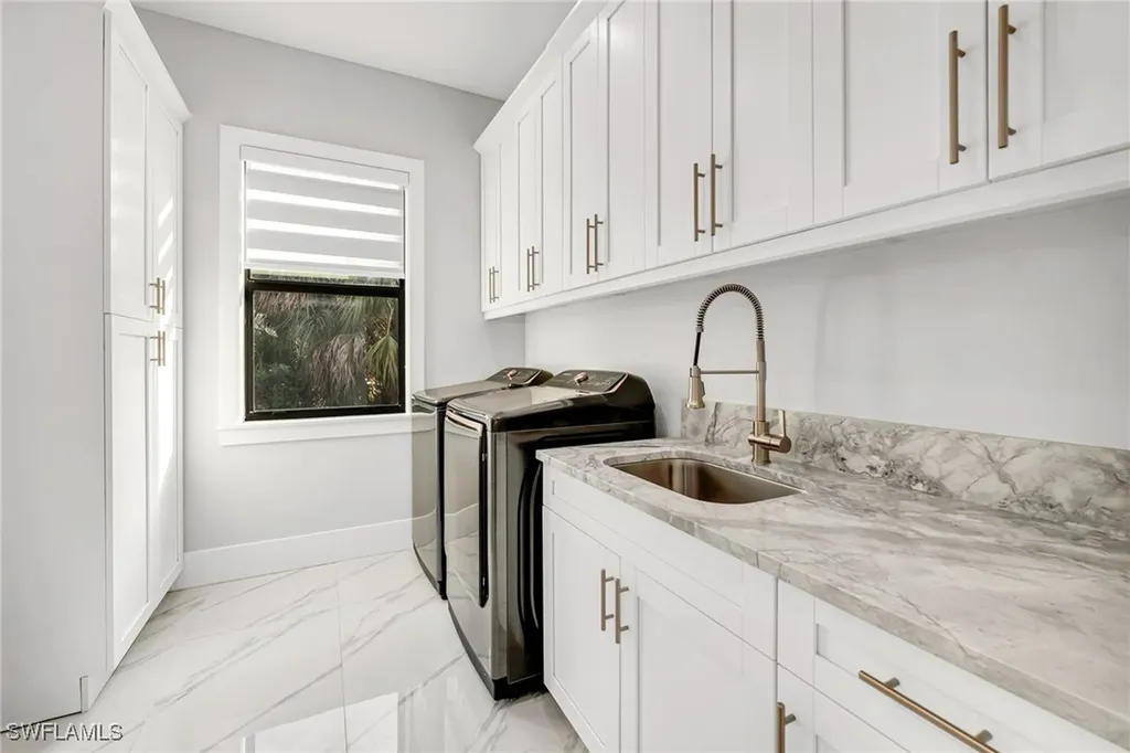 866 12th Street NE Naples FL 34120