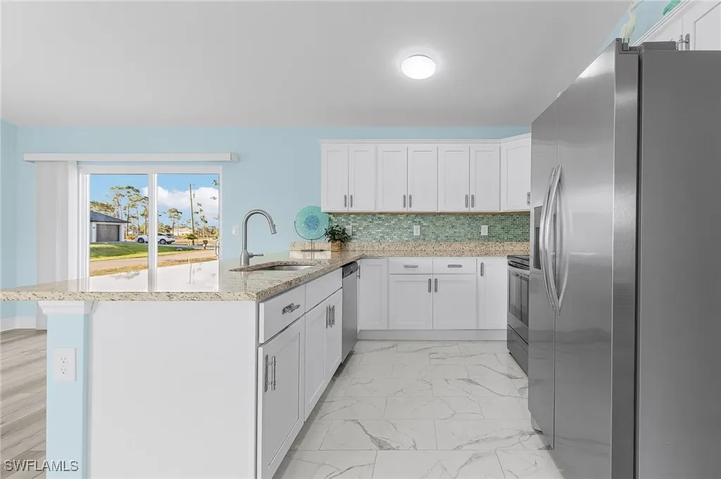 2523 NW 27th Terrace Cape Coral FL 33993