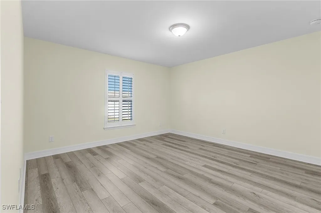 2523 NW 27th Terrace Cape Coral FL 33993