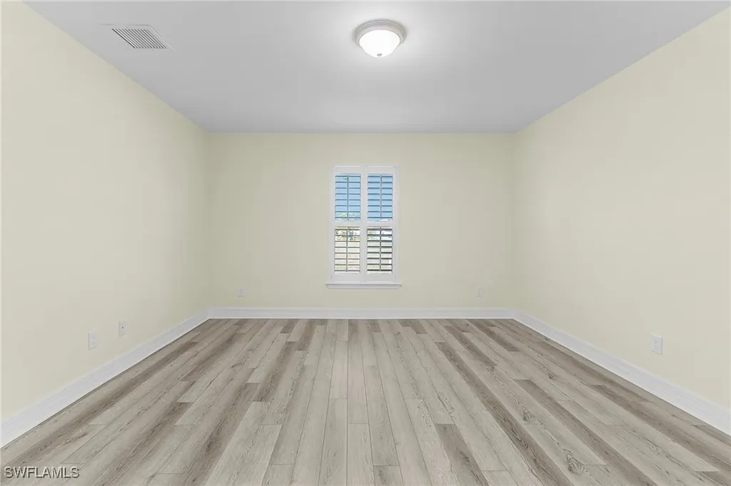 2523 NW 27th Terrace Cape Coral FL 33993