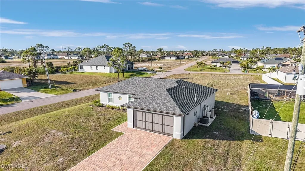 2523 NW 27th Terrace Cape Coral FL 33993